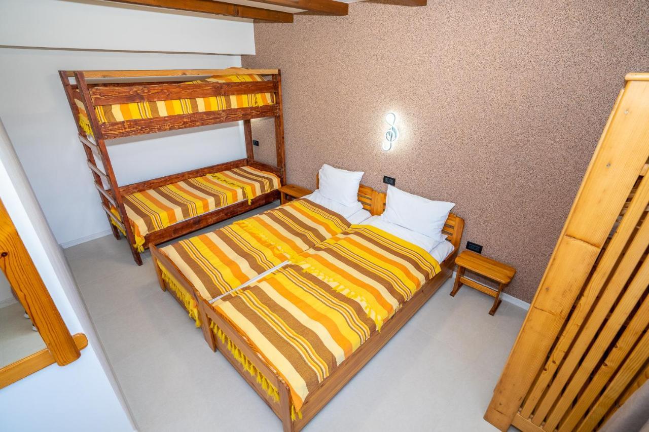Hotel Casa Nikita Vama Veche Exteriér fotografie